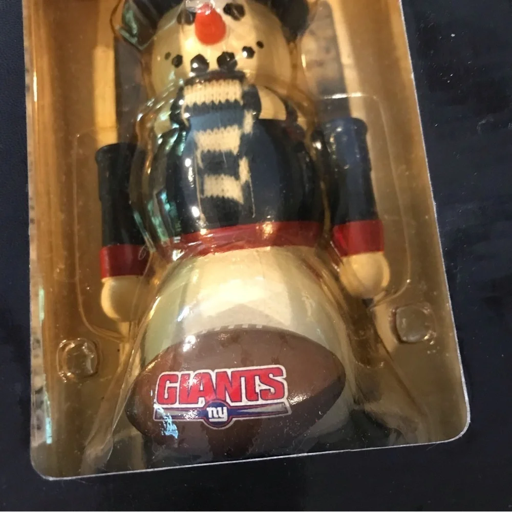 🏈NFL New Giants Snowman Nutcracker